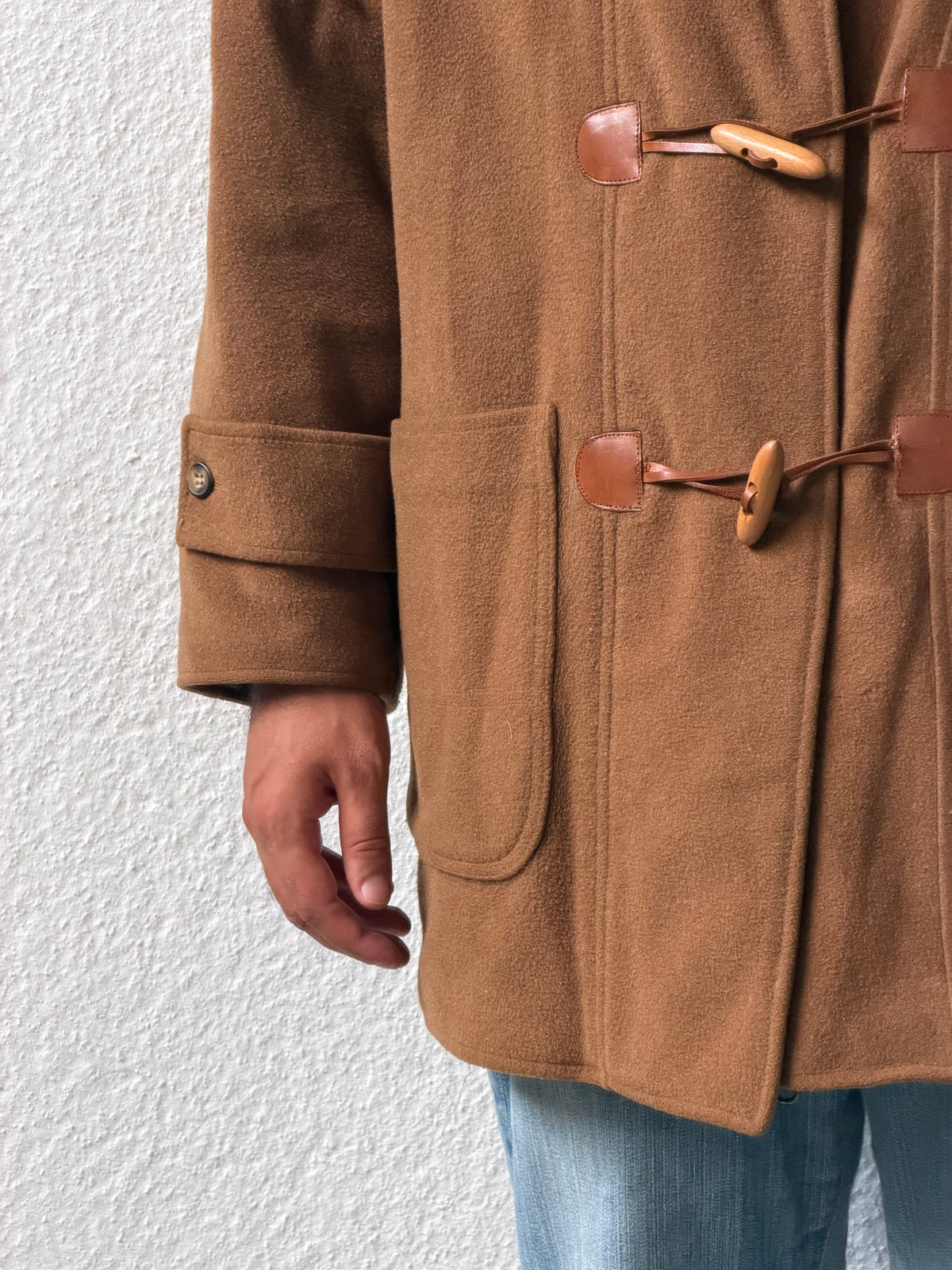 Cappotto in lana artigianale con alamari